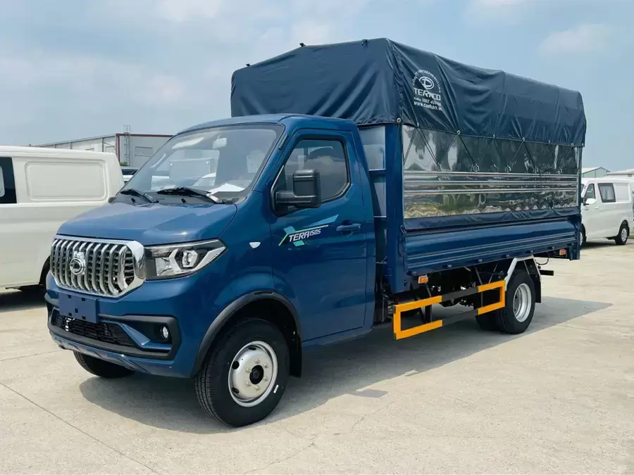 Xe tải 1.5 tấn thùng mui bạt