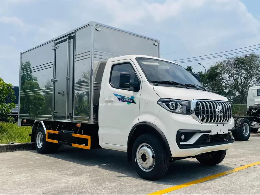 Xe tải 1.5 tấn thùng kín