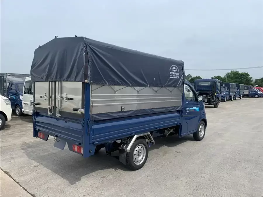 Tera100S thùng mui bạt lửng bản có thể mở 3 bửng