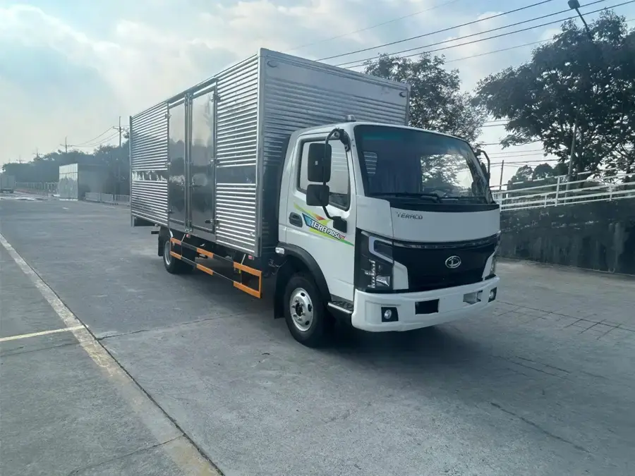 Thùng kín phù hợp với hàng hóa cần hạn chế tác động từ môi trường bên ngoài