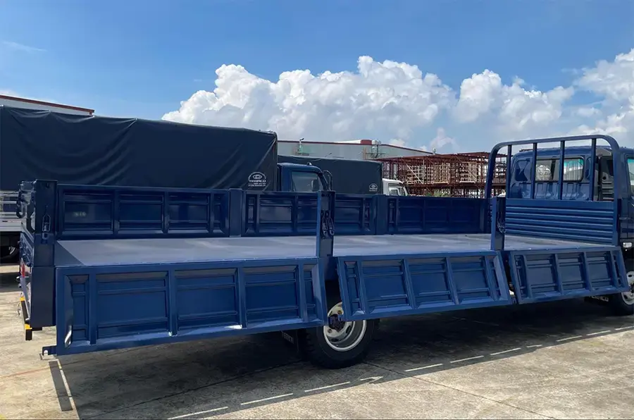 Thiết kế thùng lửng thuận tiện tiếp cận và bốc dỡ hàng hóa từ nhiều phía