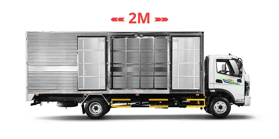 Thiết kế thùng kín với cửa hông mở hai bên duy nhất phân khúc