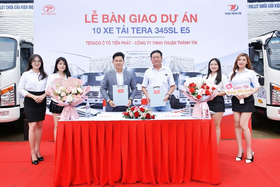 tiến phát bàn giao xe 03