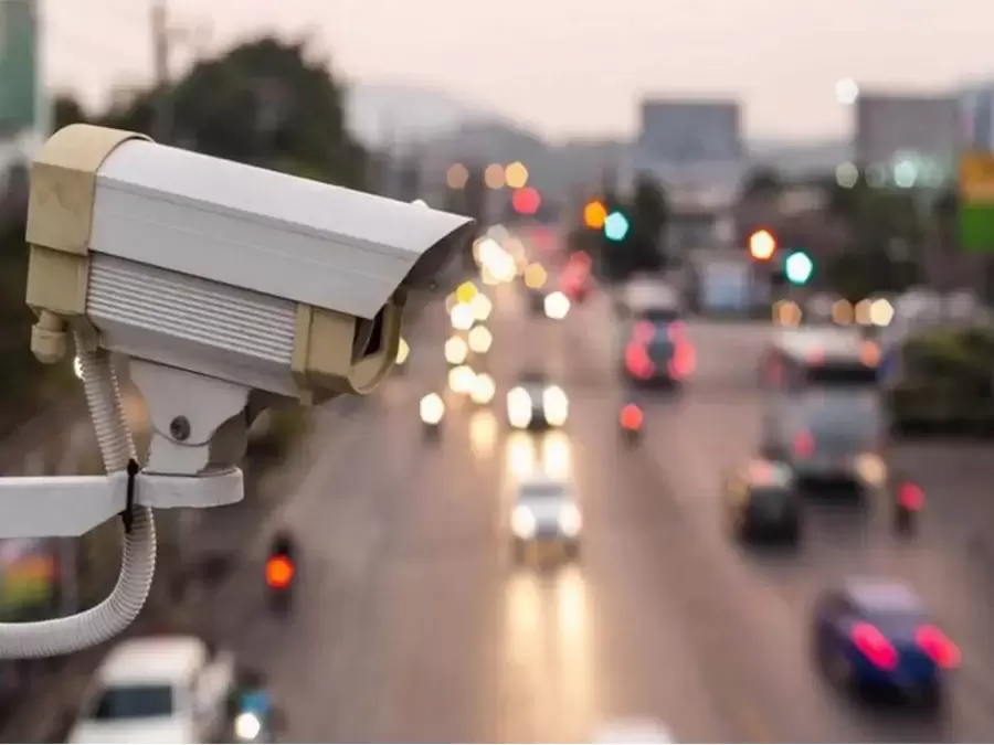 Vượt đèn đỏ thường được camera an ninh phát hiện dẫn đến phạt nguội