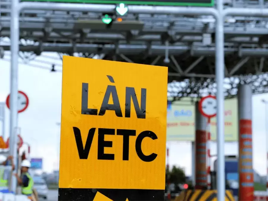 Làn thu phí tự động không dừng VETC được triển khai tại nhiều nút giao thông