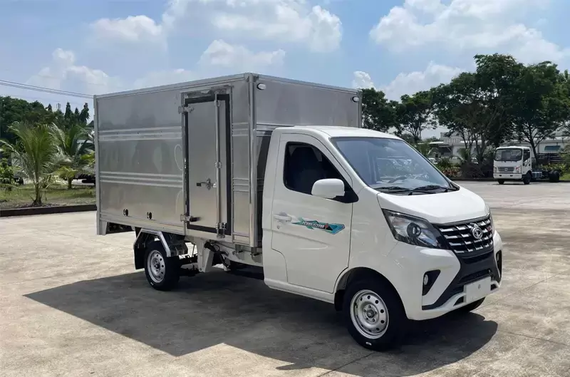 Xe tải nhỏ là gì? Ưu điểm và ứng dụng trong vận chuyển nội đô