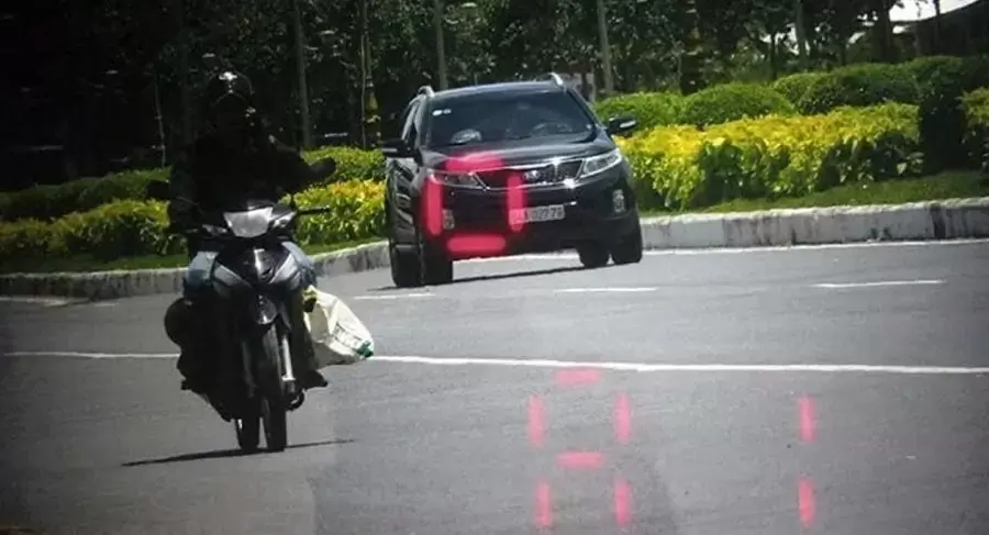 Chạy quá tốc độ có thể làm tăng nguy cơ gặp rủi ro và xảy ra va chạm