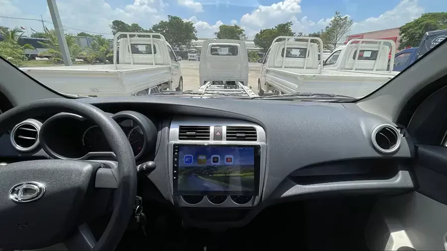 Nội thất xe tải 1 tấn Tera100S