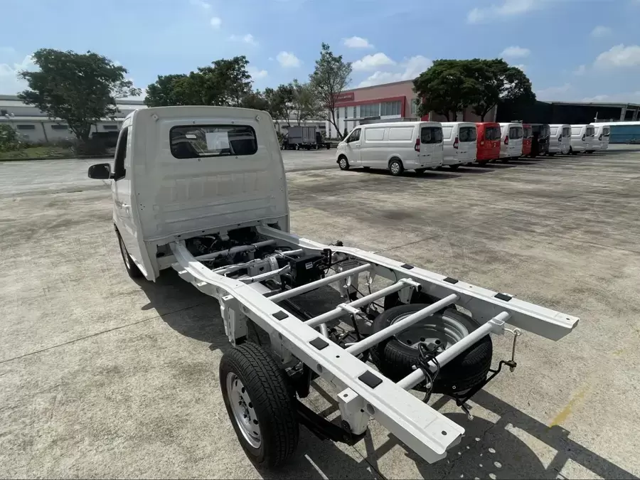 Khung gầm chắc chắn của xe tải Tera Star Plus