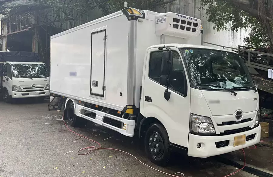 Xe đông lạnh 3.5 tấn duy trì nhiệt độ ổn định khi vận chuyển hàng hóa