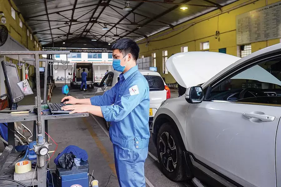 Kiểm tra phạt nguội trước khi đưa xe đi đăng kiểm