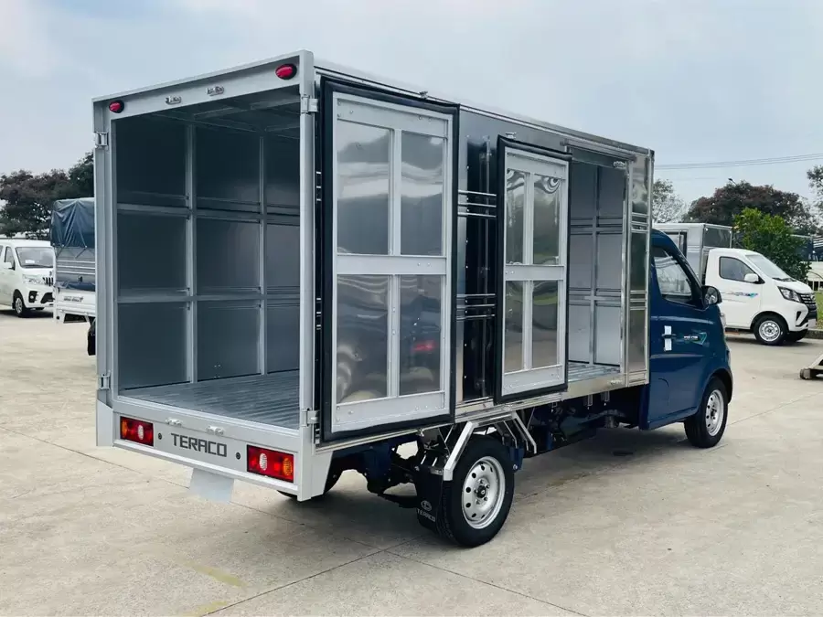Không nên xếp hàng vượt tải trọng dù thùng xe vẫn còn chỗ