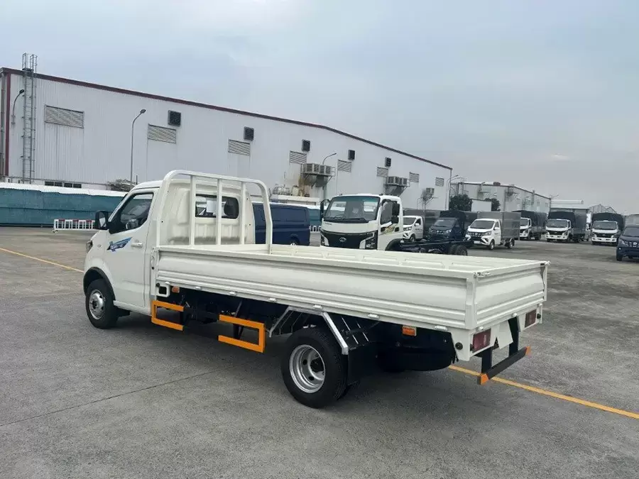 Xe tải 1 tấn rưỡi có kết cấu nhỏ gọn và di chuyển linh hoạt nội ngoại thành