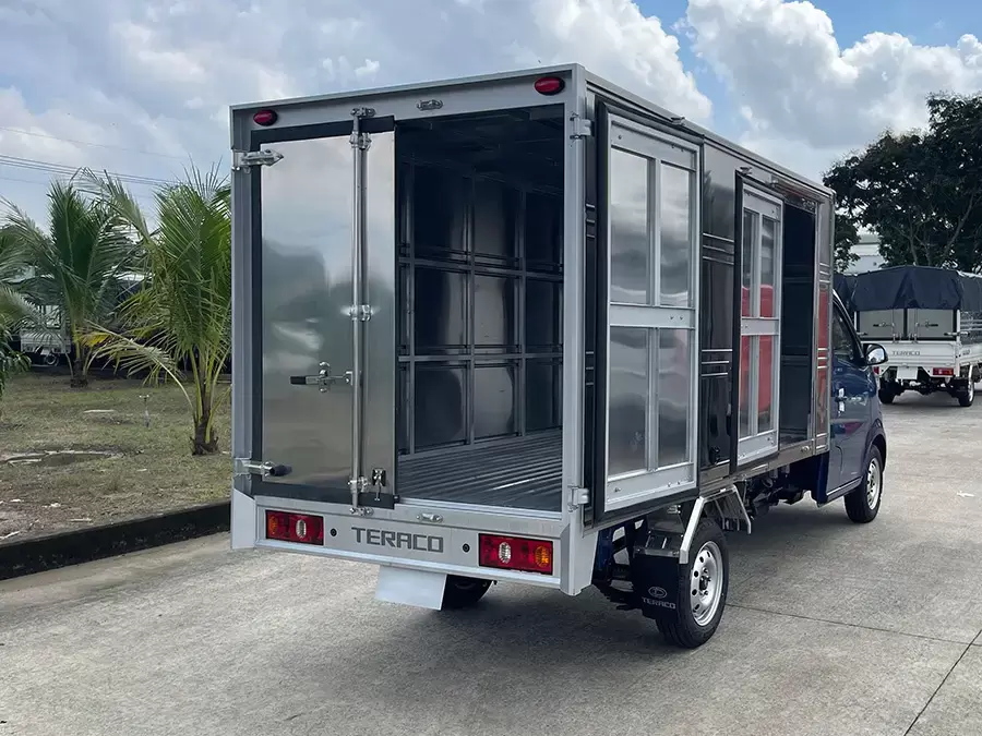 Thùng kín tiêu chuẩn bảo vệ hàng hóa an toàn