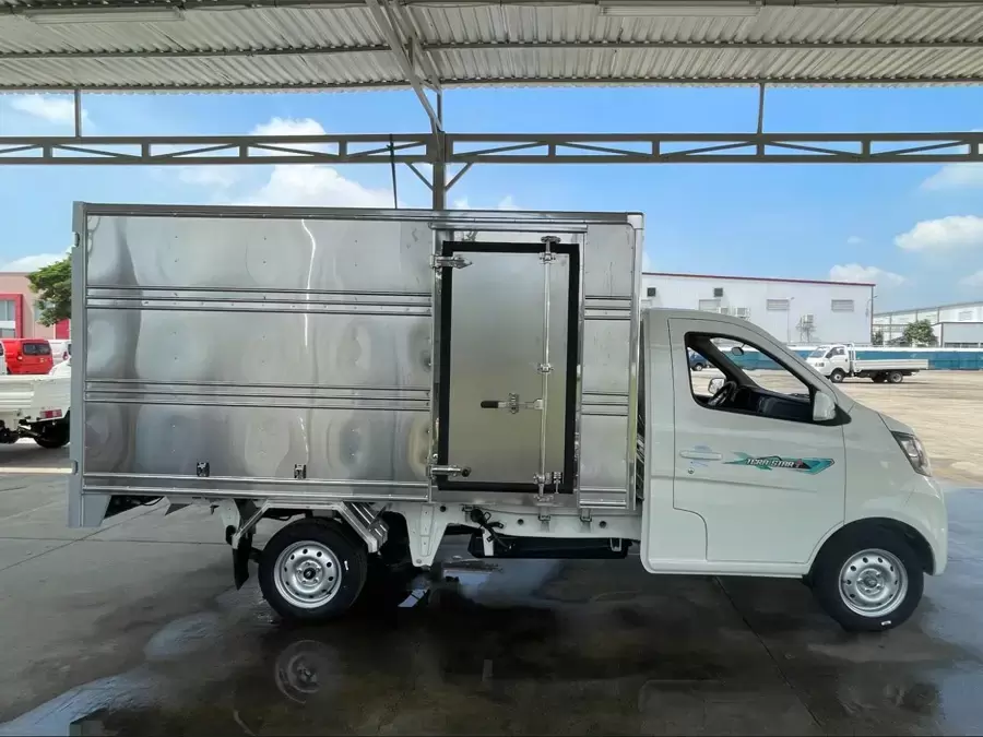 Đặc điểm của xe tải 1.25 tấn thùng kín