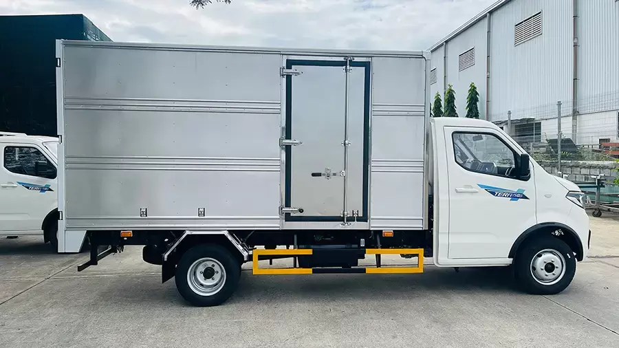 Tera150S thùng kín