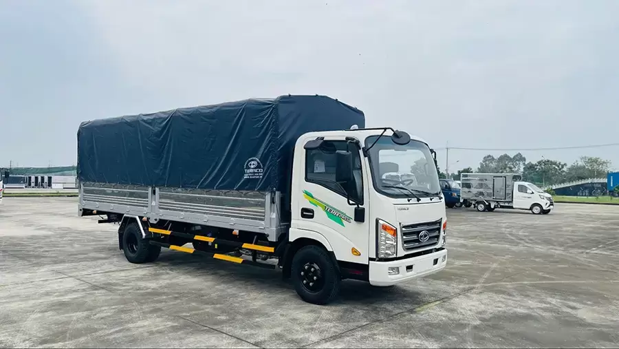 Xe tải 2t5 thùng dài 6m2 thích hợp chở hàng hoá dài và cồng kềnh