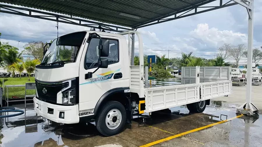 Tera350 Plus được trang bị các hệ thống an toàn và thích nghi với nhiều loại hàng hóa