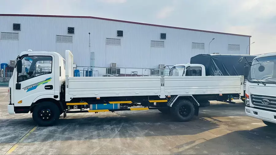 Xe tải Tera345SL phiên bản thùng lửng