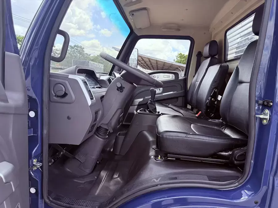 Nội thất rộng rãi, trang bị tiện nghi