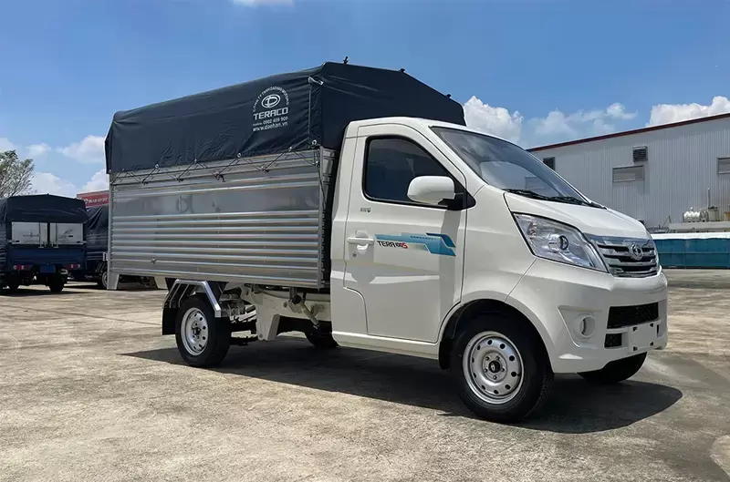 Xe tải 700kg có đáp ứng tốt khi nhu cầu vận chuyển tăng cao?