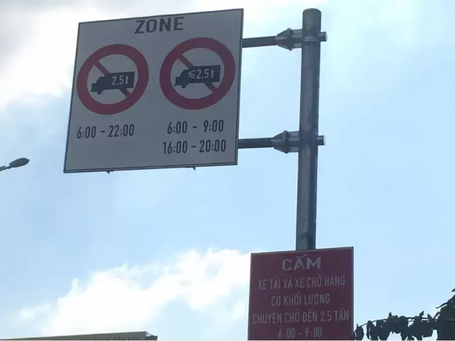 Giờ cấm tải tại TP.HCM