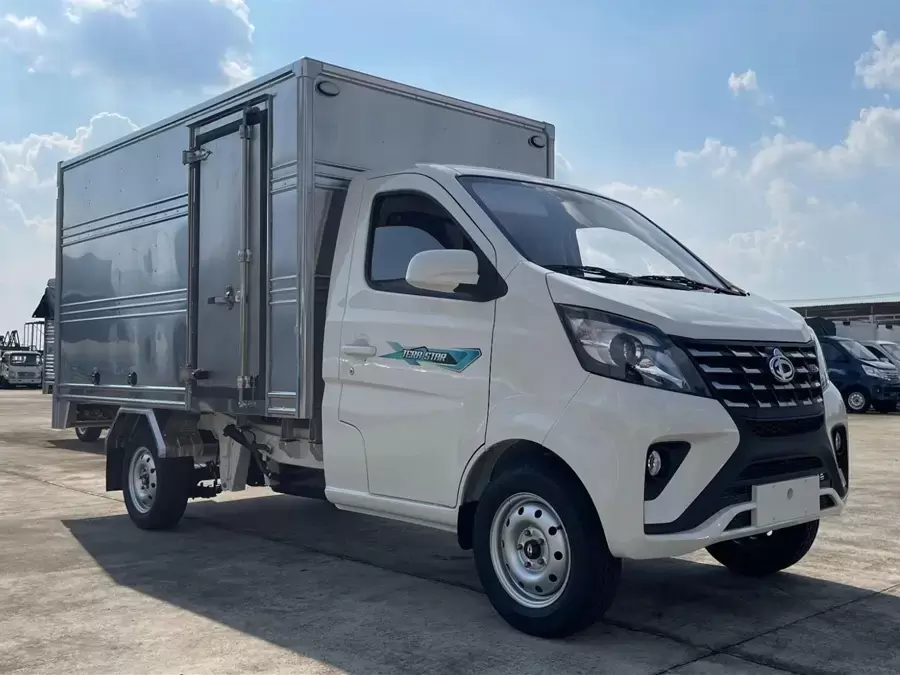 Tera Star sở hữu ngôn ngữ thiết kế hiện đại, mang đậm phong cách xe du lịch