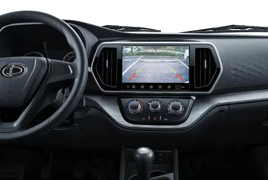 Hệ thống cảm biến lùi giúp quan sát rõ phía sau