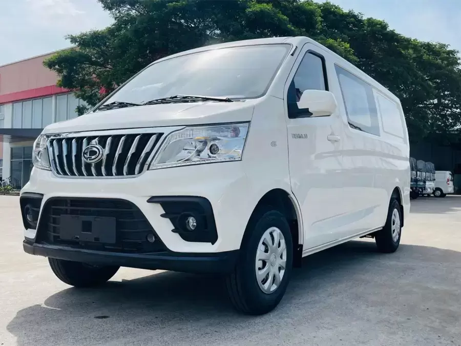 Tera-V8 phiên bản 5 chỗ