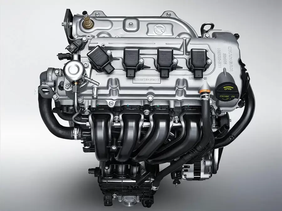 Động cơ thế hệ mới, vận hành mạnh mẽ và ổn định