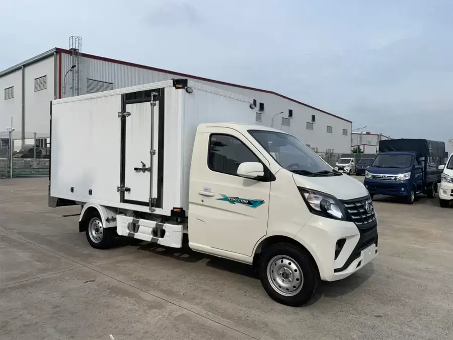 Thùng xe đa dạng là yếu tố quan trọng khi chọn xe tải chở hàng