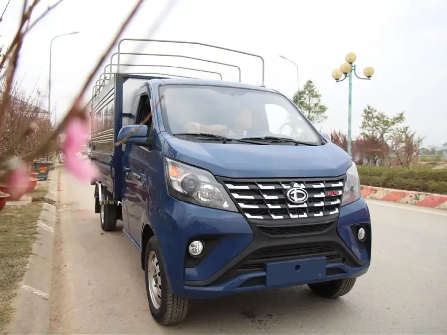 Chọn xe tải chở hàng chợ đầu mối phù hợp với lượng hàng chuyên chở