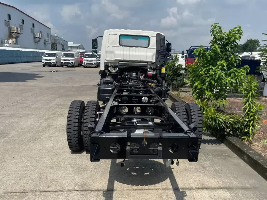 Khung gầm chắc chắn – Đảm bảo độ bền và ổn định