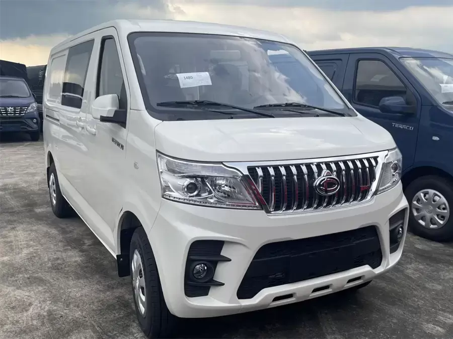 Ngoại hình xe tải van 5 chỗ Tera-V6