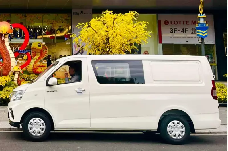 Xe tải Teraco van 5 chỗ giá bao nhiêu? Bảng giá cập nhật mới nhất