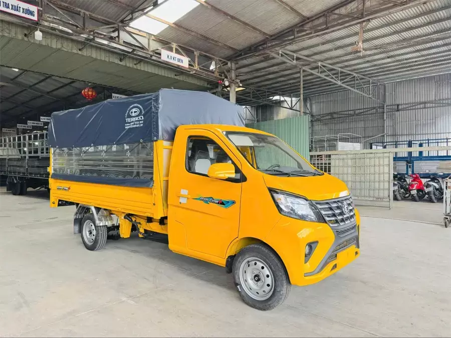 Xe tải thùng mui bạt