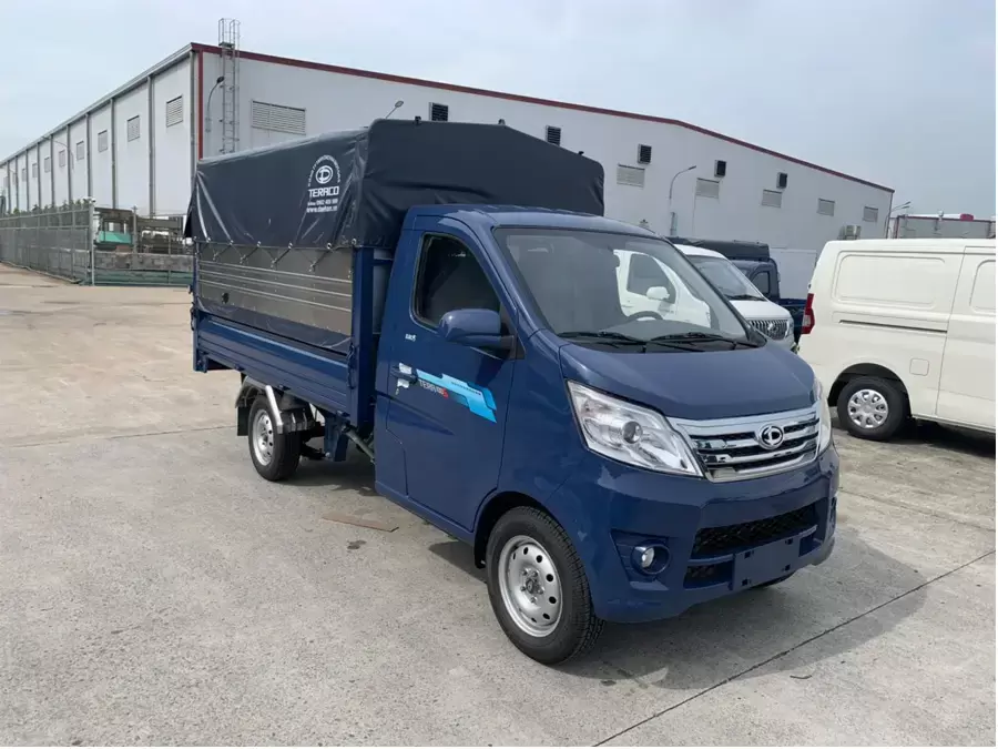 Xe tải thùng mui bạt 1 tấn