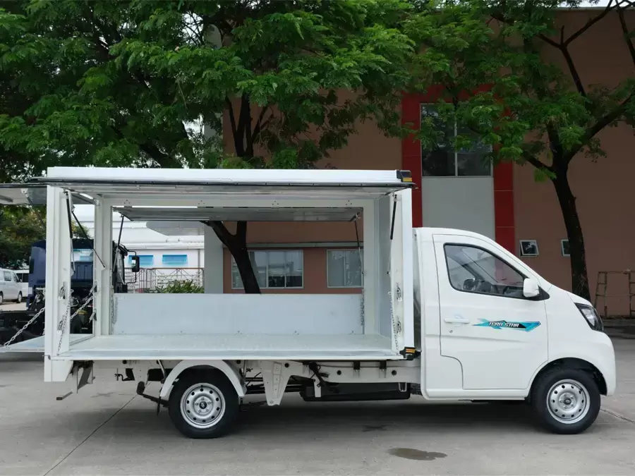 Xe tải thùng cánh chim 1 tấn