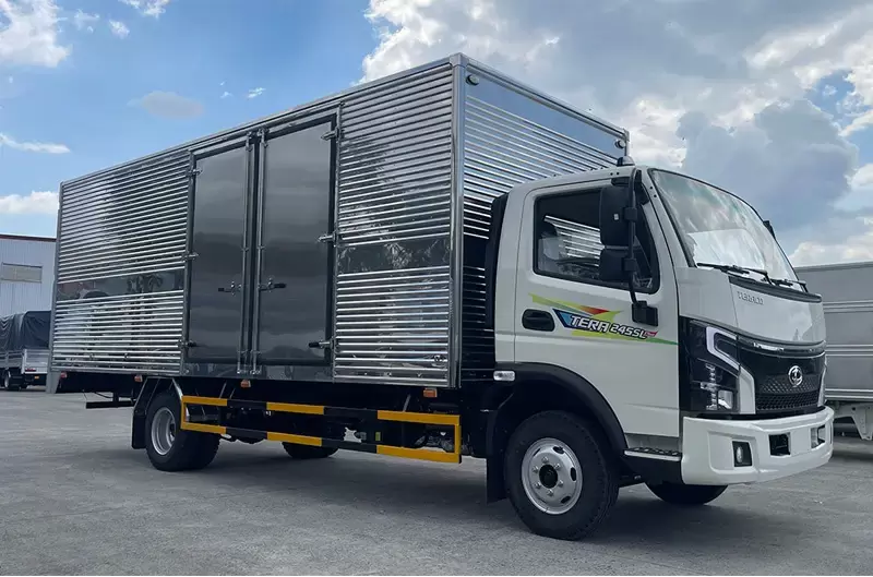 Xe tải thùng dài 6m2 là gì? Ứng dụng phổ biến trong vận tải