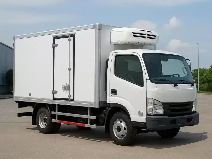 Xe tải thùng đông lạnh 3.5 tấn dùng để vận chuyển hàng hóa cần bảo quản nhiệt độ thấp