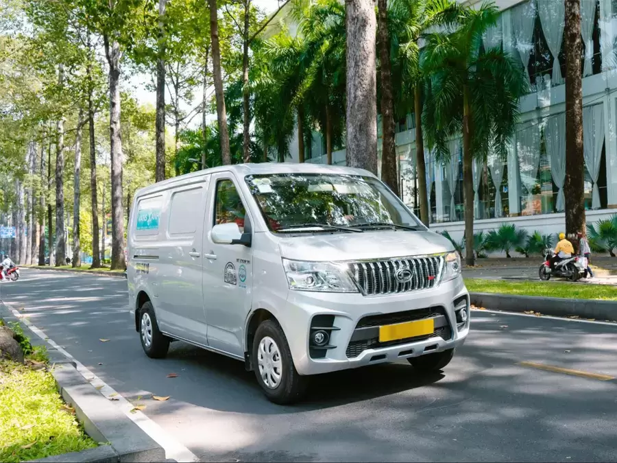 Xe van chở hàng vận chuyển linh hoạt trong đô thị