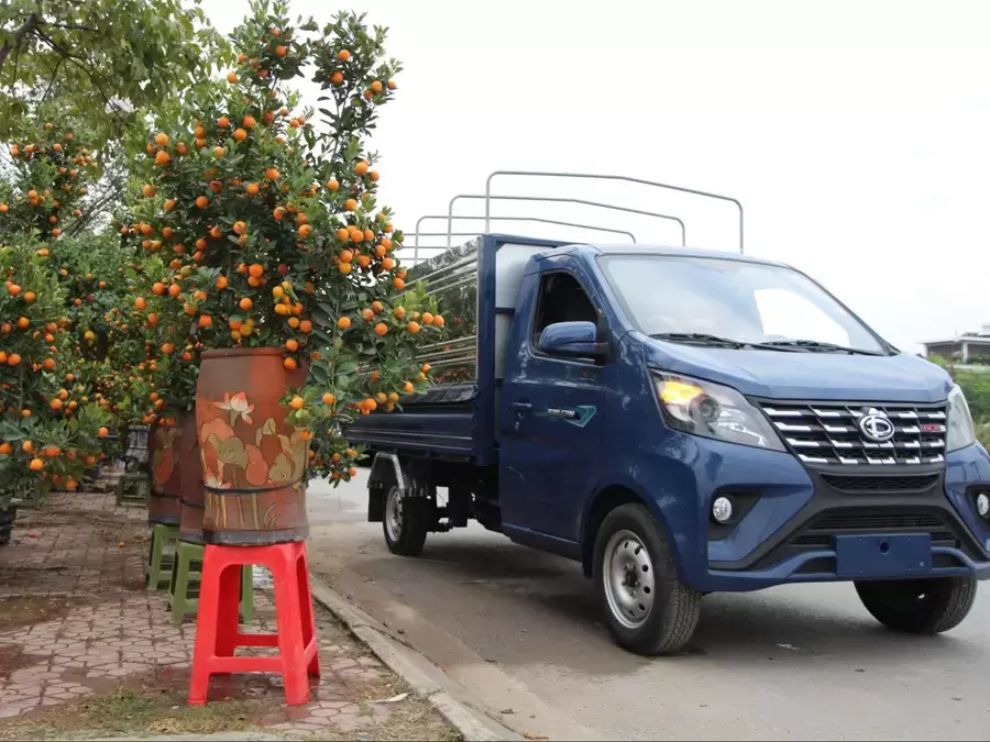 Xe tải thùng truyền thống vận chuyển hàng hóa tối ưu