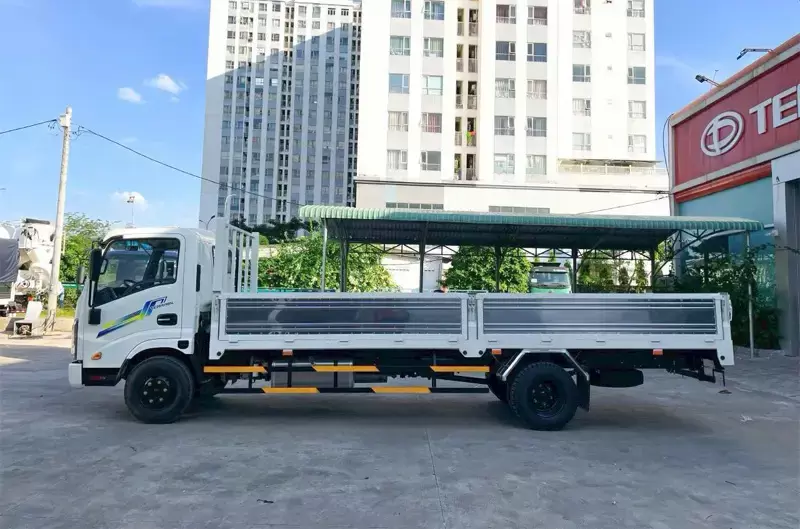 Xe tải thùng lửng dài 6m3 thương hiệu nào tốt, giá bao nhiêu?