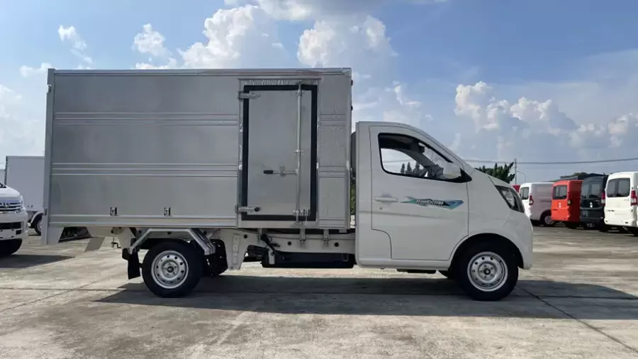 Dòng xe này có đa dạng loại thùng với nhiều công năng chuyên biệt