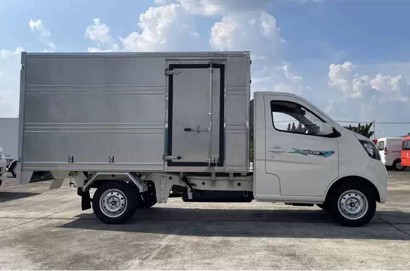 Xe tải thùng nhỏ là gì? Kích thước và mẫu xe đáng mua 2026