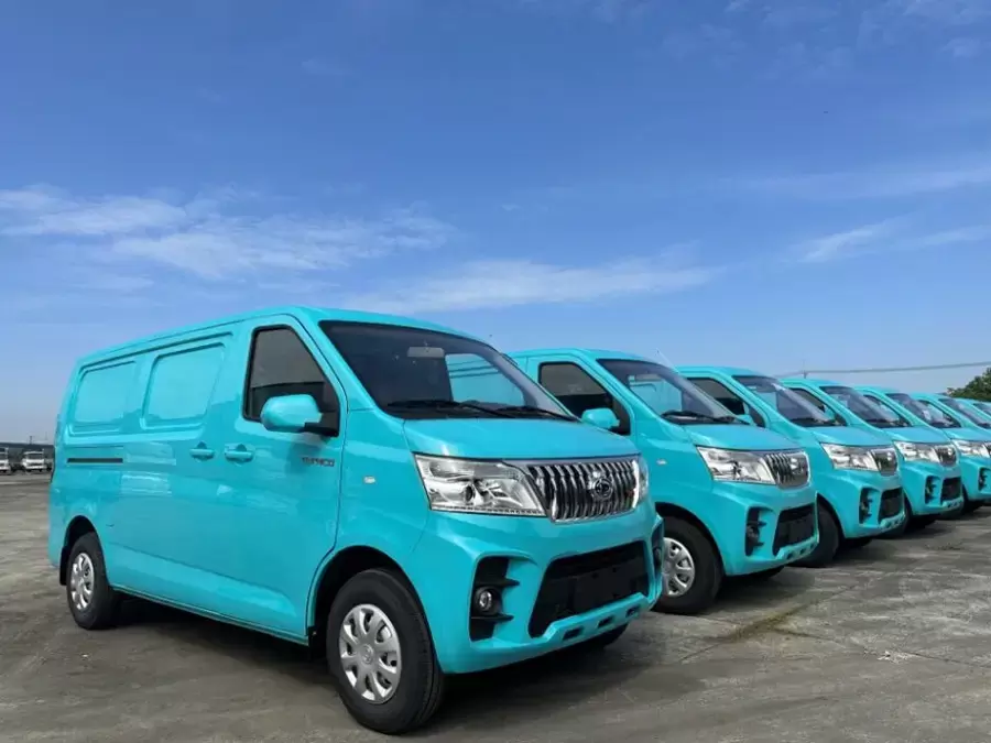 Tera-V6 có thiết kế thùng hàng tối ưu và tiết kiệm xăng vượt trội