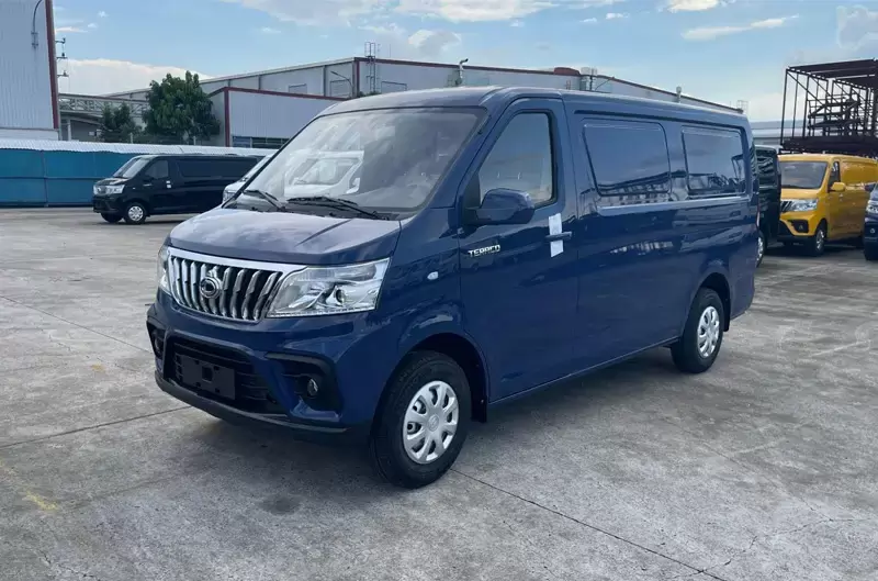 Xe tải van 950kg công dụng và các mẫu xe nổi bật