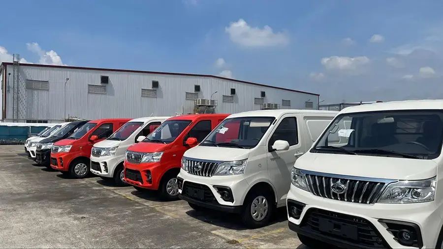 Xe tải van Teraco hiện có giá từ 273.000.000 - 399.000.000 VND
