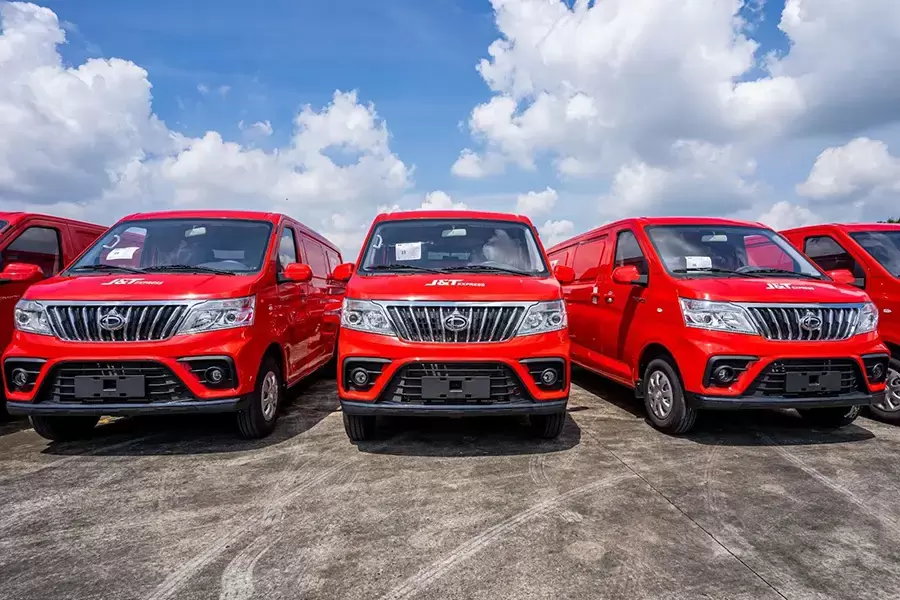 Các hãng giao hàng nhanh rất ưa chuộng xe tải van