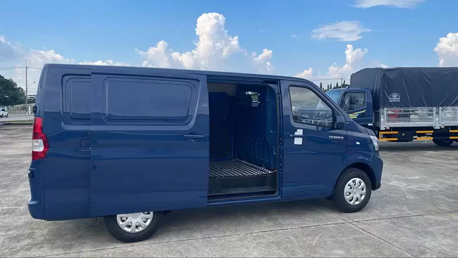 Hàng có kích thước dài cần xe có khoang hàng lớn